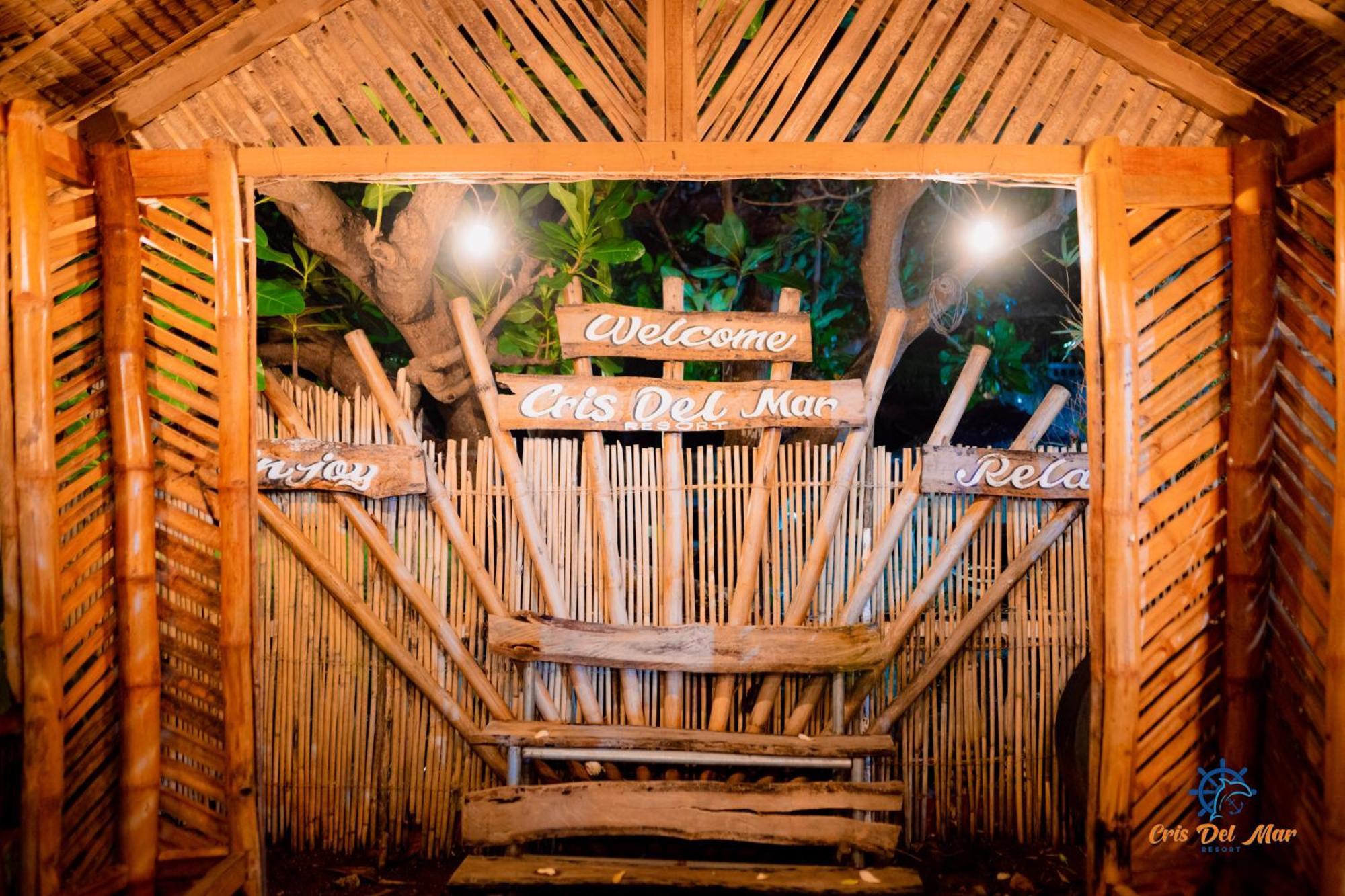 Cris Del Mar Resort Bolinao Eksteriør bilde