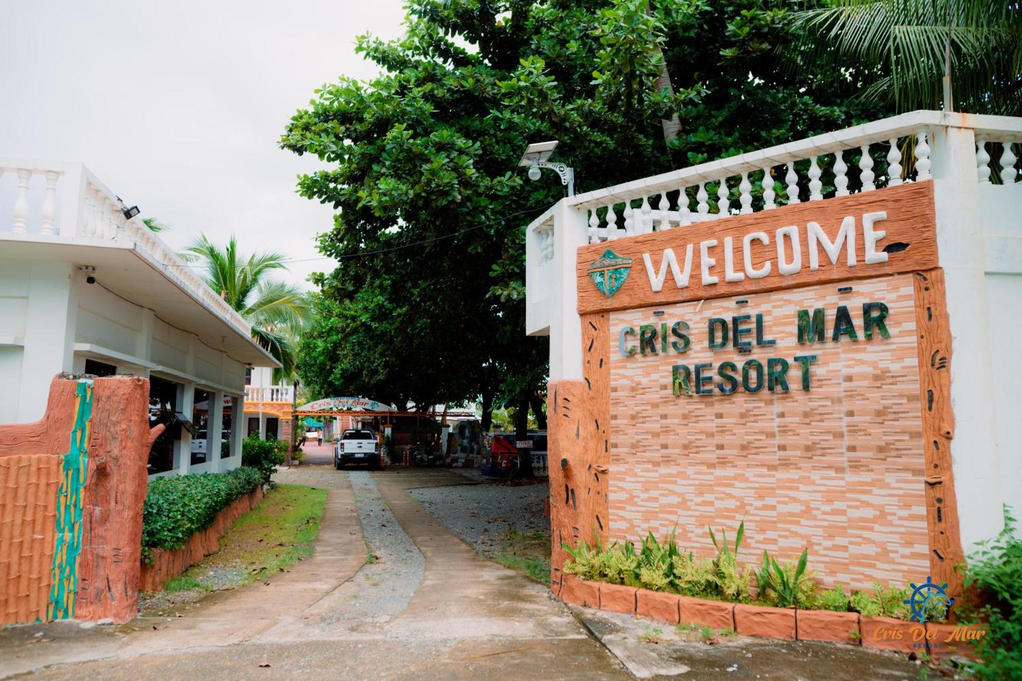 Cris Del Mar Resort Bolinao Eksteriør bilde